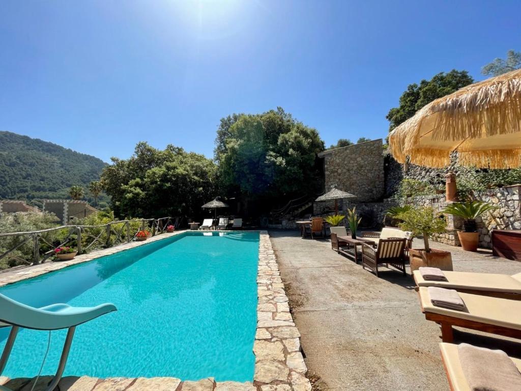 Fabulous Rustic Villa Set On Mountain With Unique Views Valldemossa  Eksteriør billede