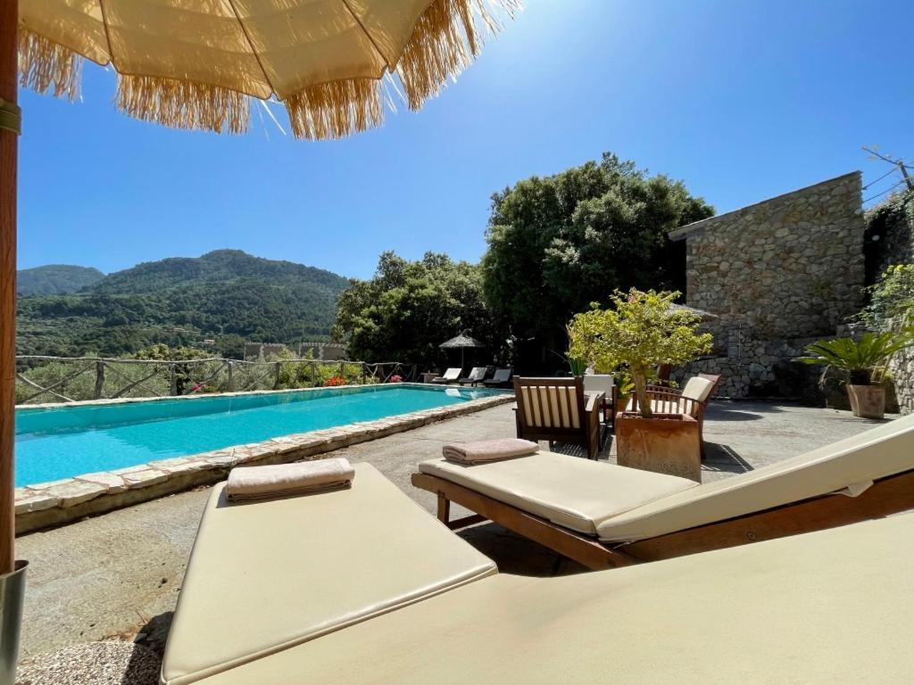 Fabulous Rustic Villa Set On Mountain With Unique Views Valldemossa  Eksteriør billede