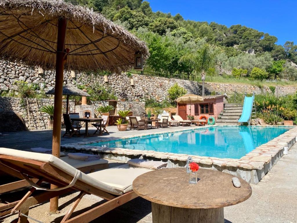 Fabulous Rustic Villa Set On Mountain With Unique Views Valldemossa  Eksteriør billede